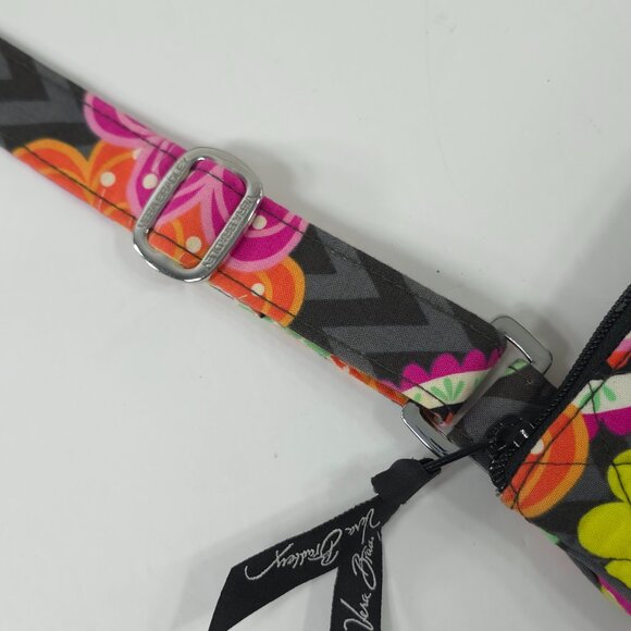 VERA BRADLEY MULTICOLOR FLORAL SMALL RECTANGLE CROSSBODY BAG LIGHTWEIGHT *EUC*.. - Picture 14 of 16